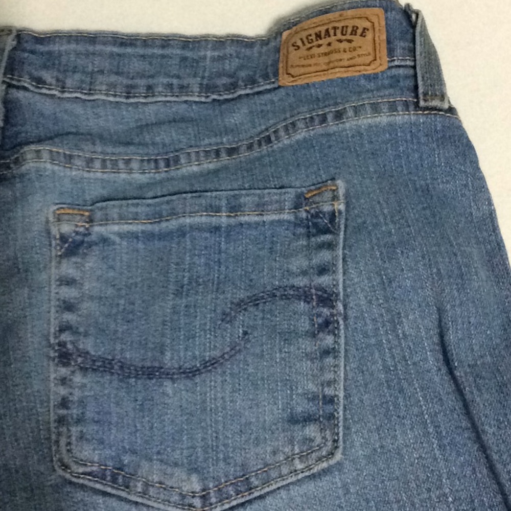 Levi’s low rise bootcut jeans size 12.   W186 - Picture 7 of 7